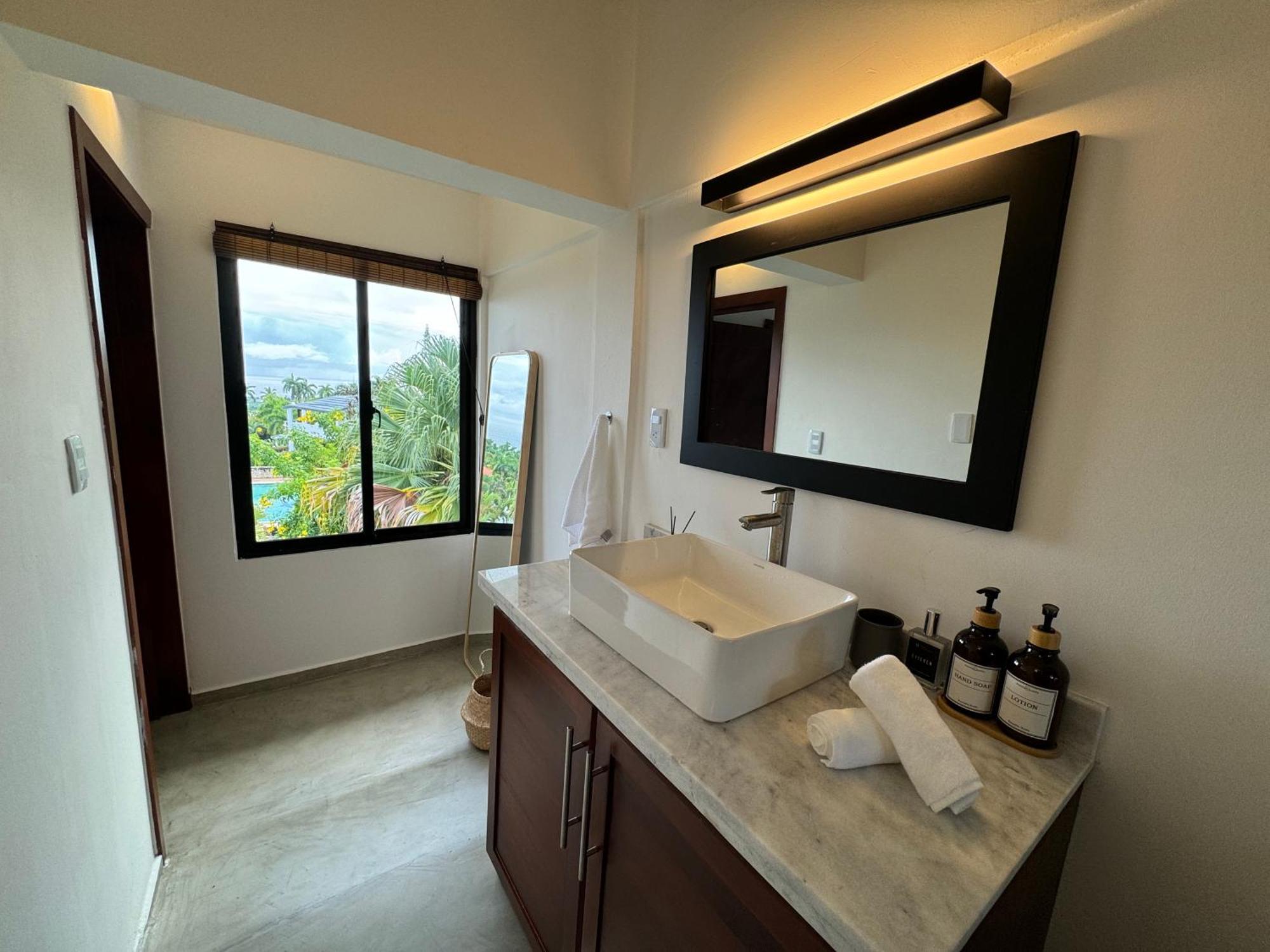 Catalina, Cabrera Oceanview Multi 2 Bd 2 Bath Condo Units With Balcony And Pool ภายนอก รูปภาพ