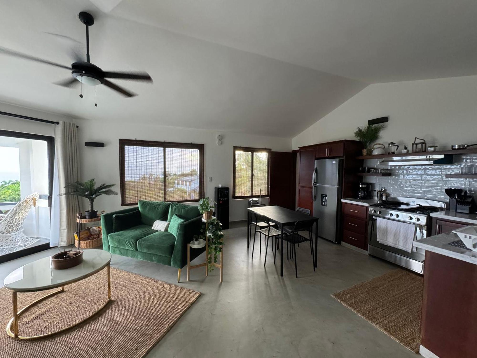 Catalina, Cabrera Oceanview Multi 2 Bd 2 Bath Condo Units With Balcony And Pool ภายนอก รูปภาพ